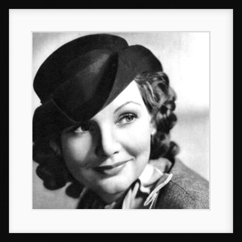 Elizabeth Allan, English actress by Anonymous