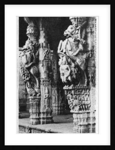 The front hall of a Hindu temple, Vellore, India by Anonymous