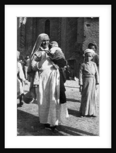 Muslim woman and child, Iraq by Anonymous