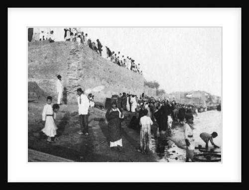 Waiting for the troop barges to arrive, Tigris River, Baghdad, Iraq by Anonymous