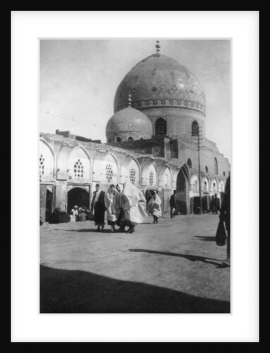 Mosque on New street, Baghdad, Iraq by Anonymous