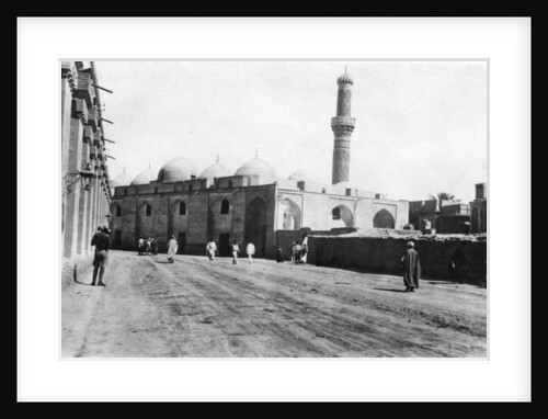 Mosque on River Street, Baghdad, Mesopotamia, WWI by Anonymous