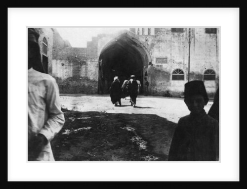 Entrance of Baghdad bazaar, Mesopotamia, WWI by Anonymous