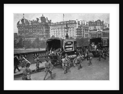 The railway strike of 1911, London by Anonymous