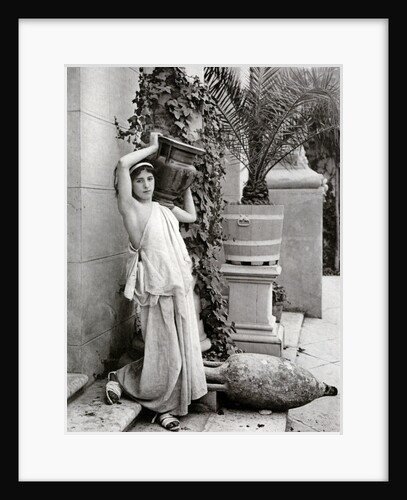 A young woman carrying a Roman vase on her shoulder by Antonio Canovas