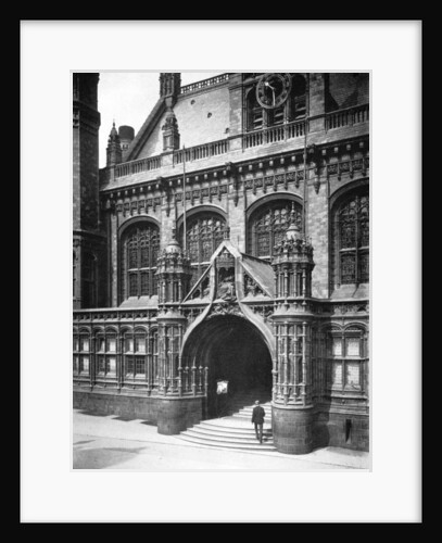 Entrance to the law courts, Birmingham by Arthur Cox Illustrating Co