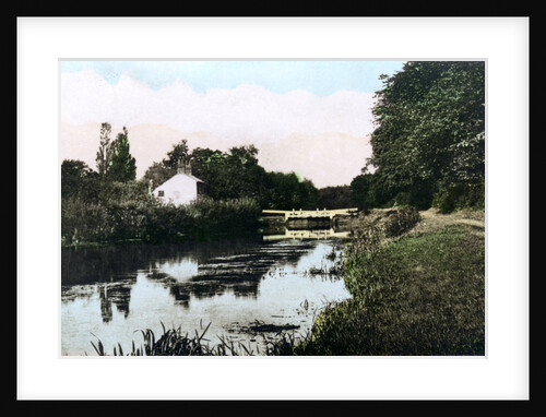 Sonning Lock on the River Thames, Berkshire by Cavenders Ltd