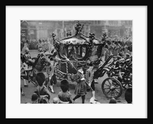 The royal coach on its way to open parliament, London by Anonymous