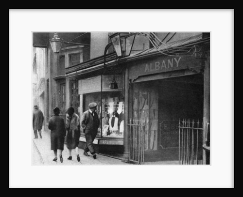 Gatehouse in Vigo Street leading to the Albany chambers, London by Anonymous