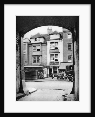 Old house and a tavern surviving in Aldgate, London by McLeish