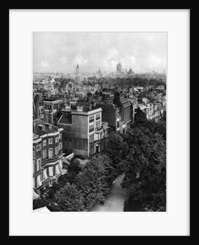 Houses along Queen's Walk, Green Park, London by McLeish