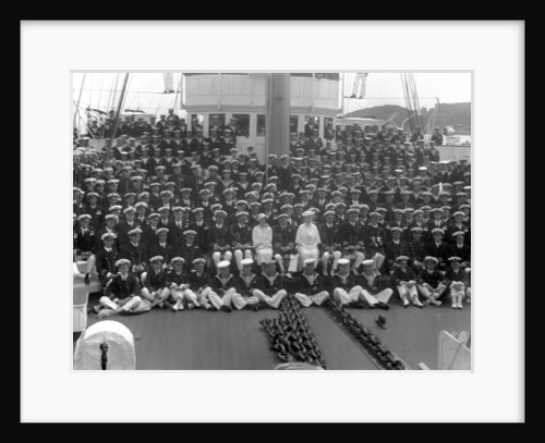 A ship's crew on deck by Anonymous