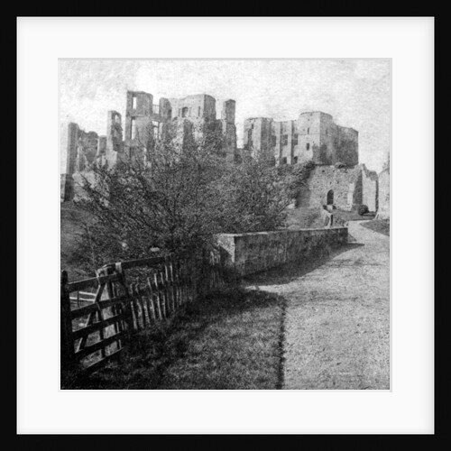 Kenilworth Castle, Warwickshire by Lenton