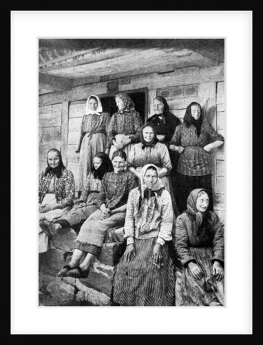 Land-working women, East Prussia by Georg Haeckel