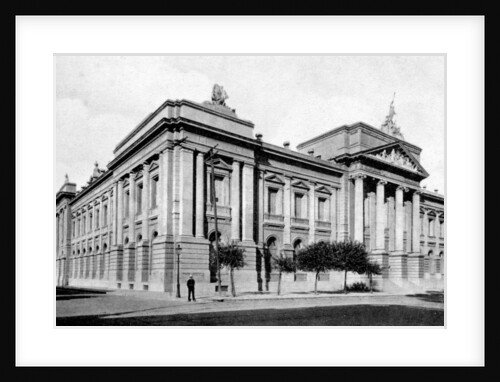 School of Medicine, Buenos Aires, Argentina by Anonymous