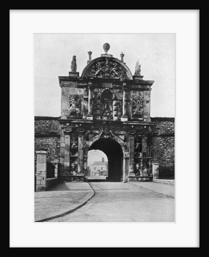 Gate of the Citadel, Plymouth, Devon by Anonymous