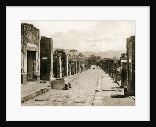 Strada dell' Abbondanza, Pompeii, Italy by Anonymous