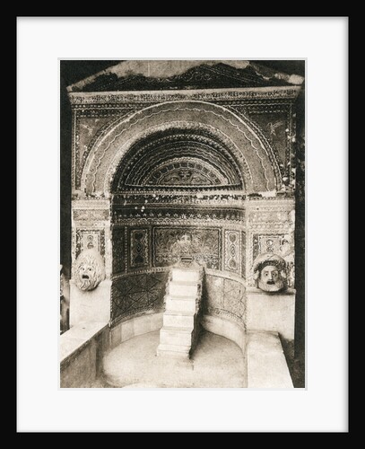 Grande Fontana, Pompeii, Italy by Anonymous