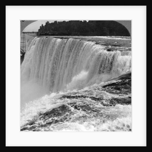 Niagra Falls, New York, USA by Realistic Travels Publishers