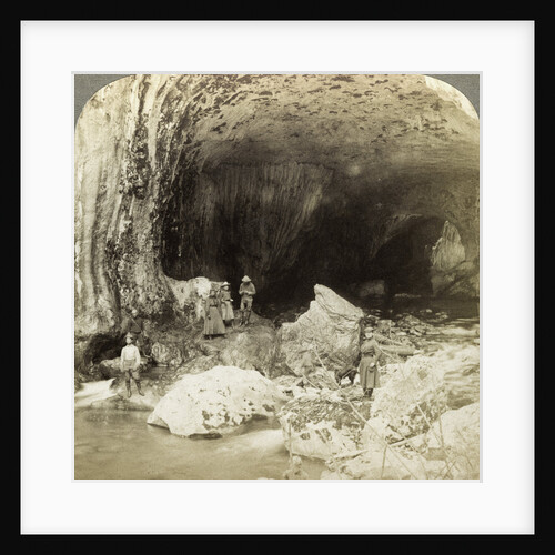 Natural bridge, Warm Spring Creek, Wyoming, USA by Underwood & Underwood