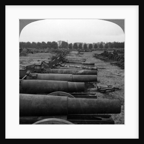 Captured German guns, Brussels, Belgium, World War I by Realistic Travels Publishers