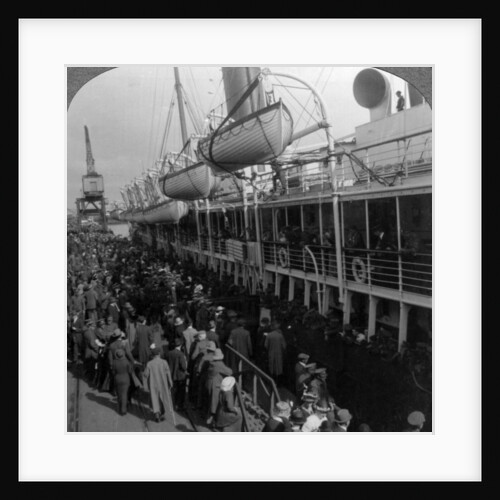 Aviation Corps boarding a ship, World War I by Realistic Travels Publishers