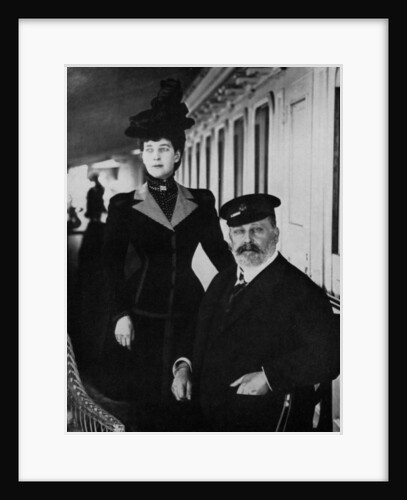 King Edward VII and Queen Alexandra at Cowes, Isle of Wight, August 1909 by Anonymous