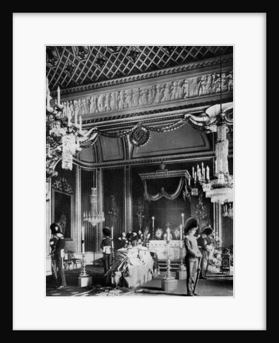 Edward VII lying in state, Throne Room, Buckingham Palace, London by Anonymous