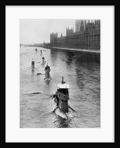 French submarine 'Saphir' (Q44) and five others moving from Gravesend to London, July 1909 by Anonymous