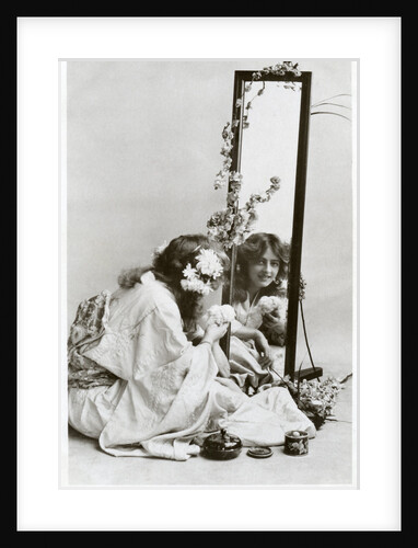 Crissy Bell, British actress by Philco Publishing Company