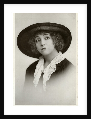 Laurette Taylor, American actress by Foulsham and Banfield