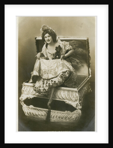 Marie Dainton, British actress by R Dunn and Co