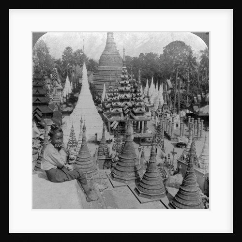 Shwedagon Pagoda, Rangoon, Burma by Underwood & Underwood
