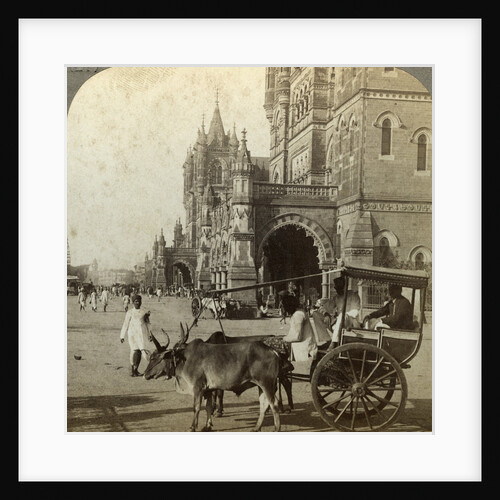'Ekka', outside Victoria Station, Bombay, India by Underwood & Underwood
