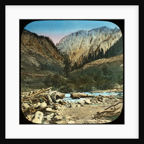 View between Sonamarg and Baltal, Kashmir, India by Anonymous