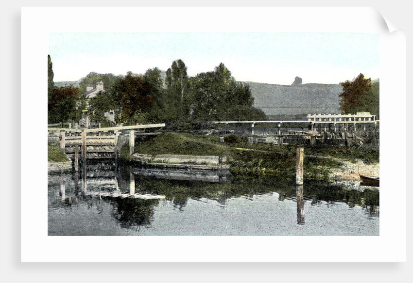 Mapledurham Lock, Oxfordshire by Anonymous