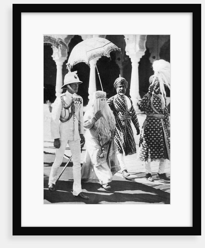 The Begum of Bhopal escorts the Prince of Wales to the Durbar Hall, India by Anonymous