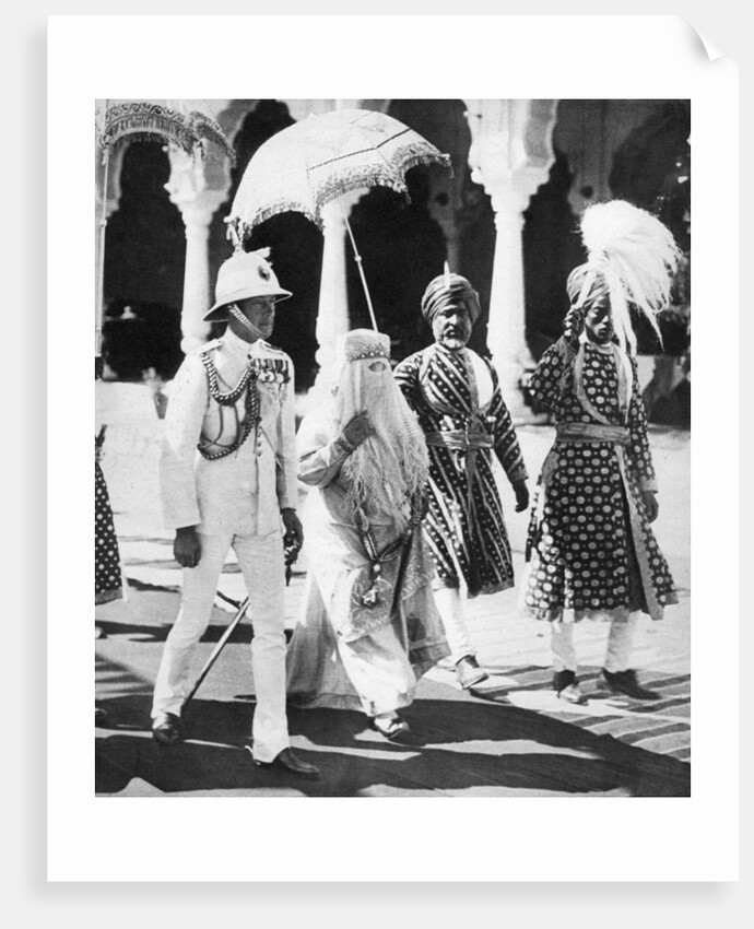 The Begum of Bhopal escorts the Prince of Wales to the Durbar Hall, India by Anonymous