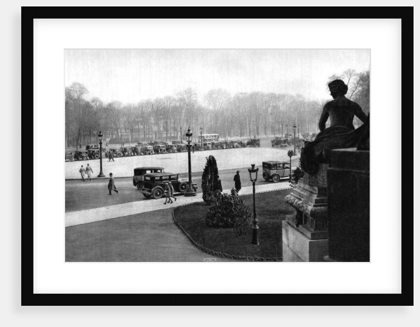 The Rond Point and Georges Clemenceau Place, Paris by Ernest Flammarion