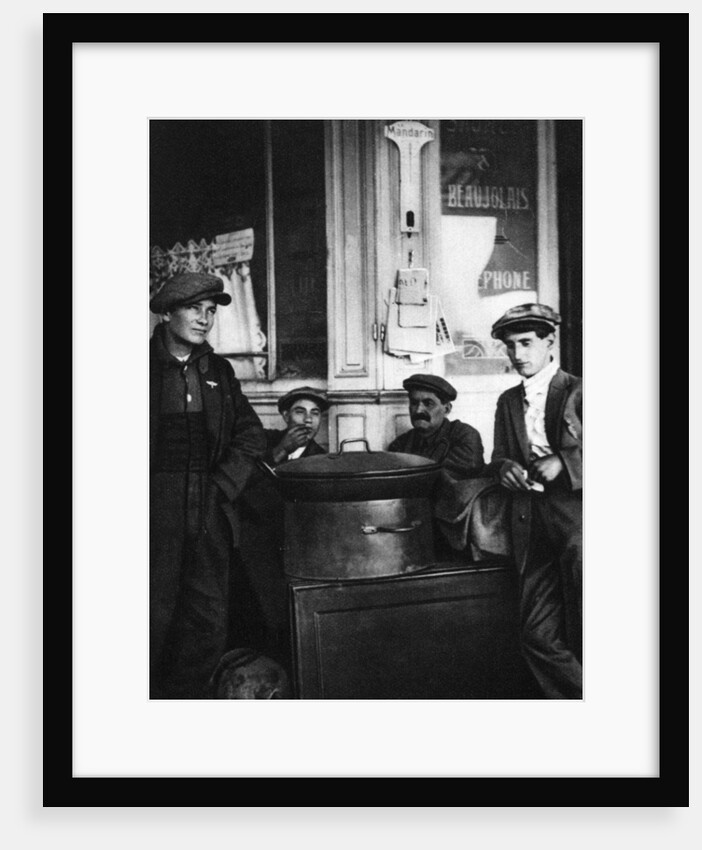 Street sellers of roasted chestnuts, Paris by Ernest Flammarion