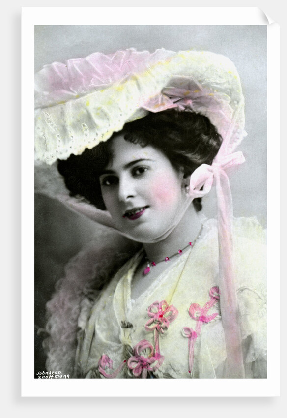 Gaynor Rowlands (1883-1906), English actress by Johnston & Hoffman