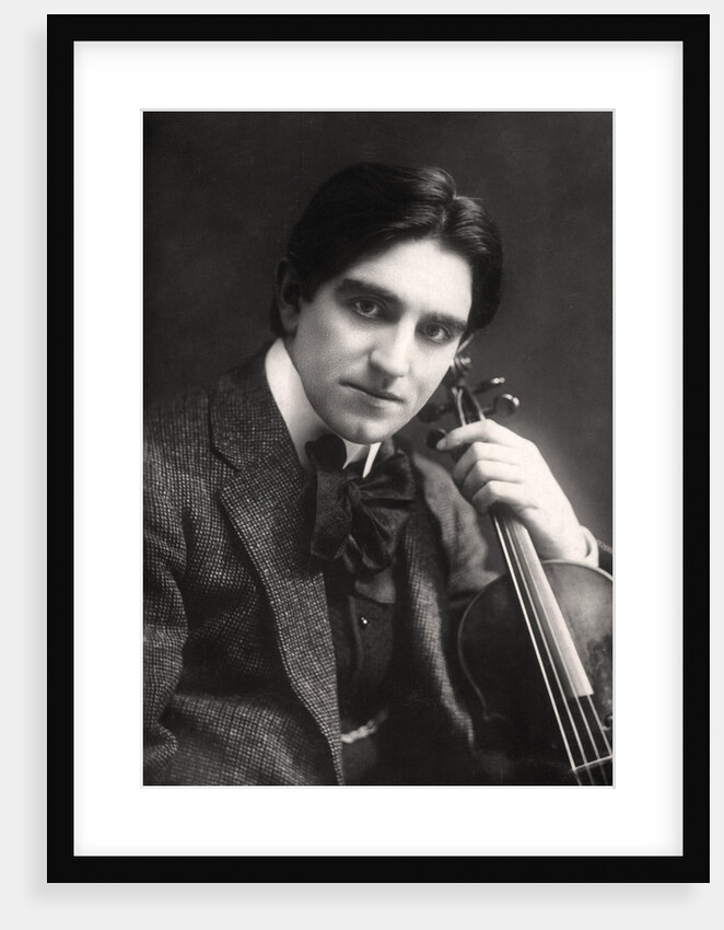 Rohan Clensy, Irish violinist by Rotary Photo