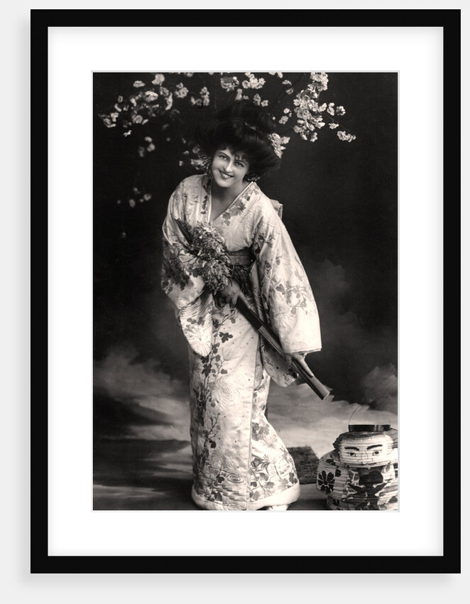 Marie Studholme (1875-1930), English actress by Foulsham and Banfield