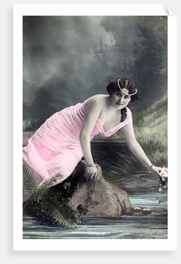 Liane de Vries, opera singer by Anonymous