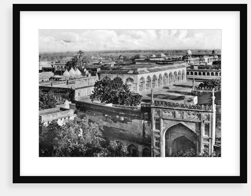 Diwan-i-am inside the Agra Fort by Anonymous