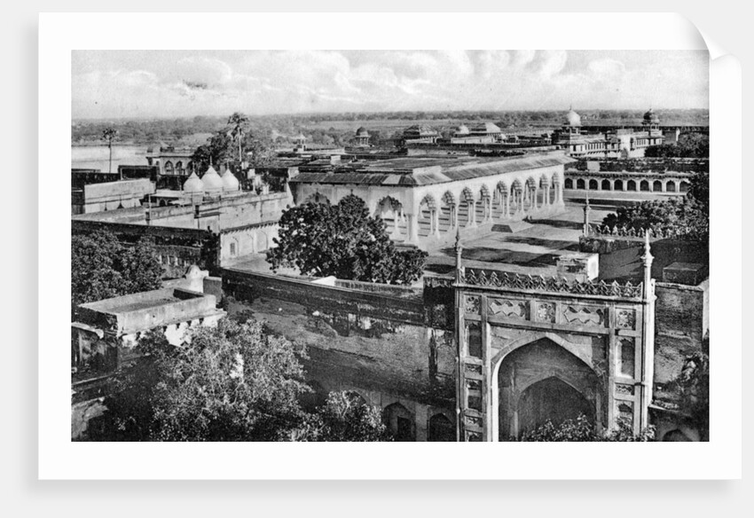 Diwan-i-am inside the Agra Fort by Anonymous