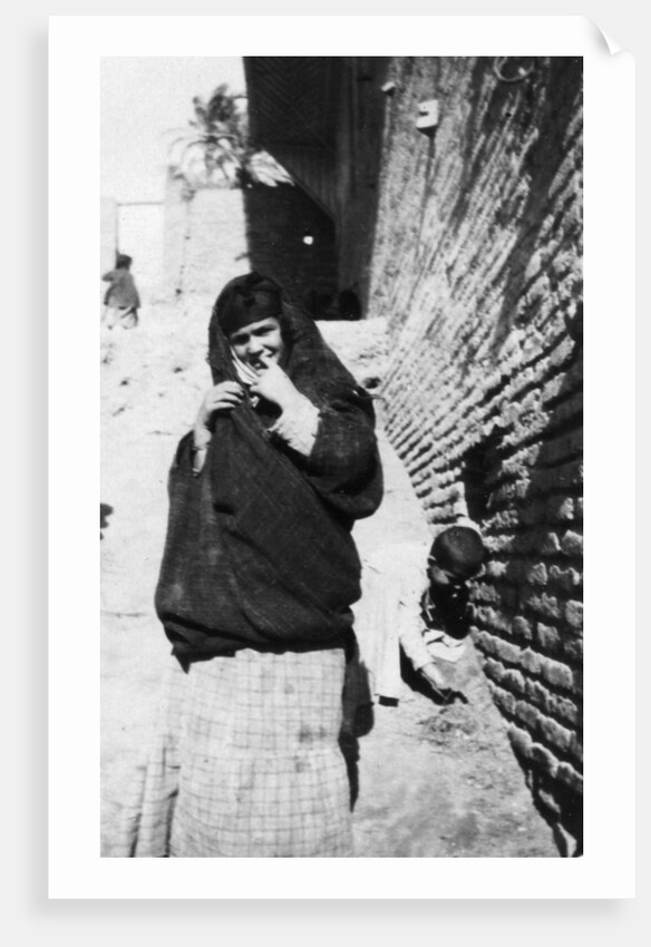 Arab woman, Iraq by Anonymous