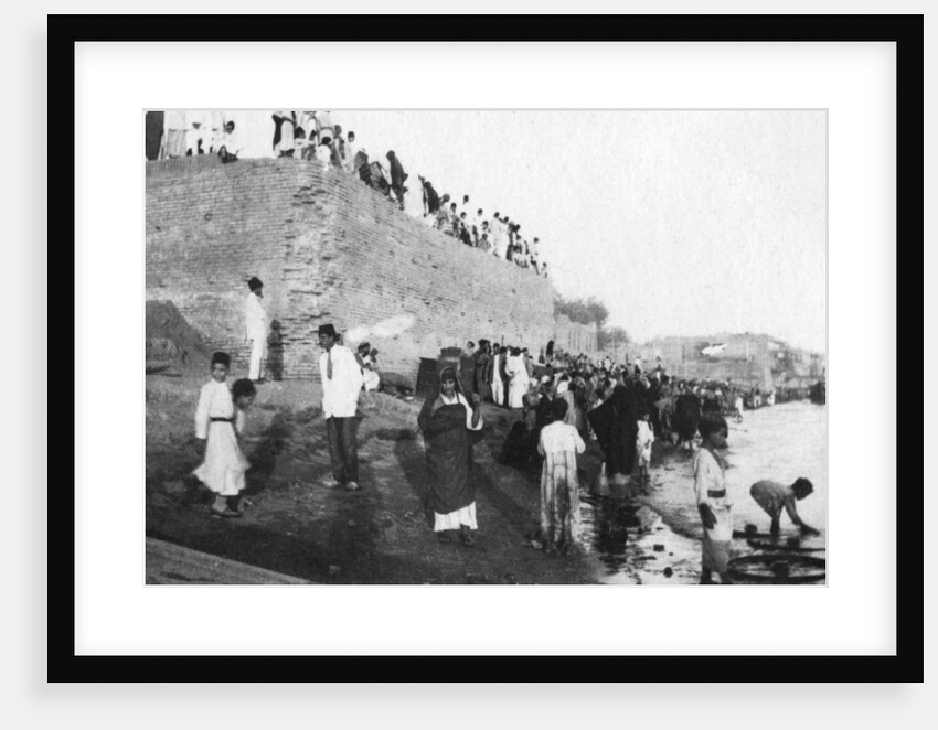 Waiting for the troop barges to arrive, Tigris River, Baghdad, Iraq by Anonymous
