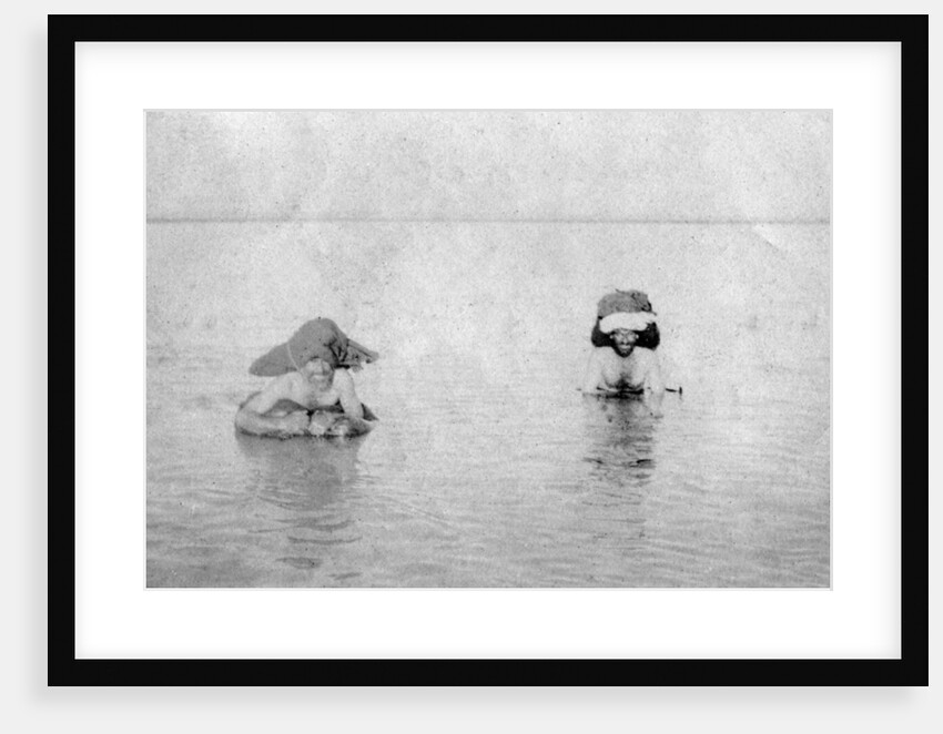 Crossing the Tigris river on inflated goat skins by Anonymous