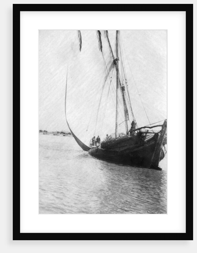 Boat setting sail on the River Tigris, Mesopotamia by Anonymous
